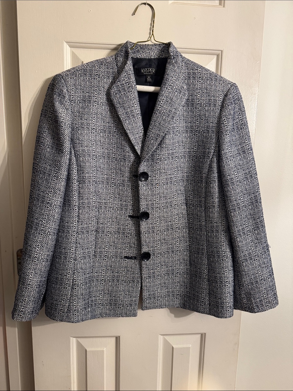 Kasper Navy & White Textured Button-Front Blazer
